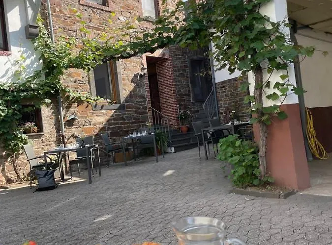 Altes Weingut Broehl Hatzenport